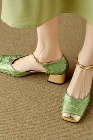 Petite Square Toe Ankle Strap Low Heels FS71
